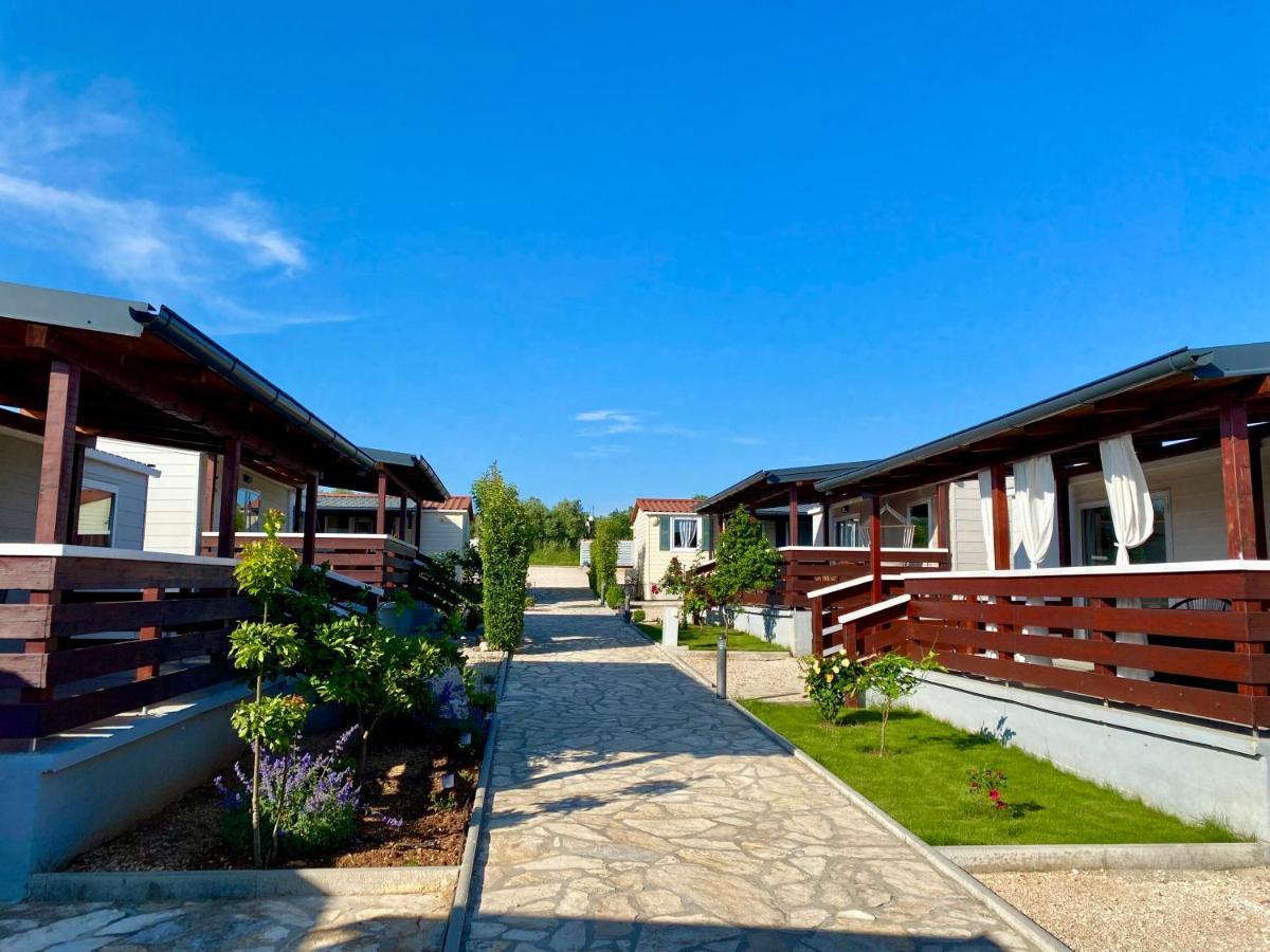 Mobile Homes Kamp Maslina, Biograd Na Moru Exterior foto